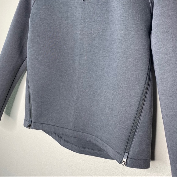 Northface • Grey Pullover - Picture 5 of 5